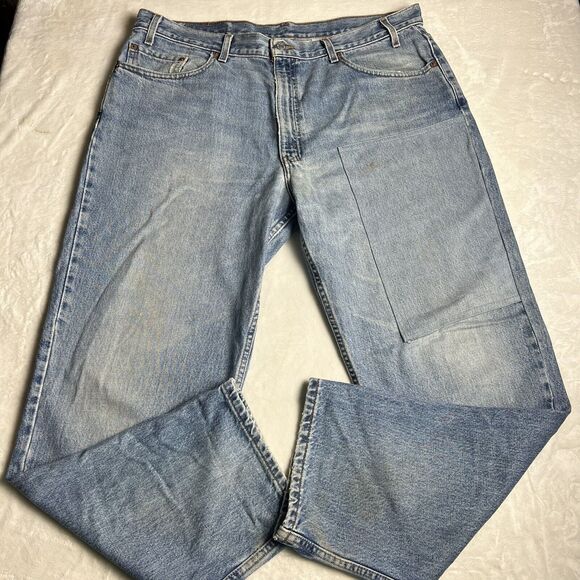 Levi's 550 relaxed fit vintage Faded men's 40×30 blue Jeans Light Wash - Picture 1 of 11